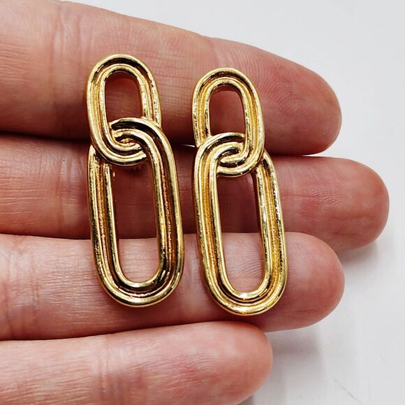 Monet Jewelry - Vintage Monet Gold Tone Rare Chain Clip-On Dangle Earrings Long Chic Unique